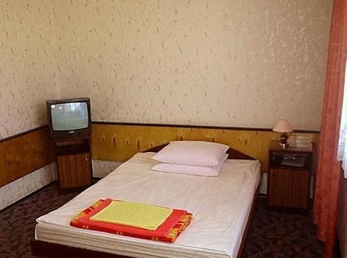 Karet Obiekt Hotelowy Skoczów Exterior foto